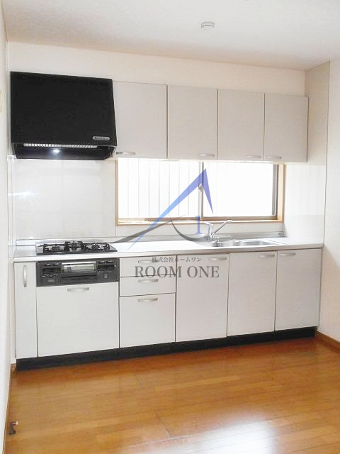 平安町１丁目戸建てのキッチン|キッチンです。