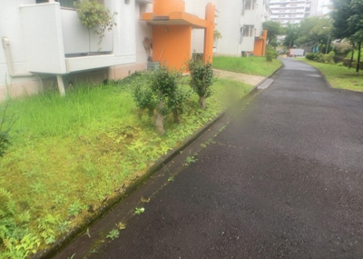 【独立洗面台】 | 鳶尾新築戸建 | 洗面化粧台では顔を洗ったり、身だしなみを整えることが本来の使い方ですが、用途によっては洗面化粧台に求められる機能が違ってくるため、ご自身や家族のライフスタイルに合ったものを選ぶことをおすすめ致します。