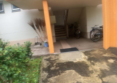 【寝室】 | 鳶尾新築戸建 | 寝室でゆっくりと過ごすためにはベッド周りの適度な空間を担保することや窓の位置、照明の明るさ、寝室の広さなどを考える必要があります。自身や家族の構成とライフスタイルに併せて寝室にする部屋を選びましょう！
