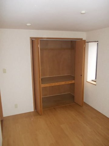 ハイツ十蓮寺Ａ棟の収納