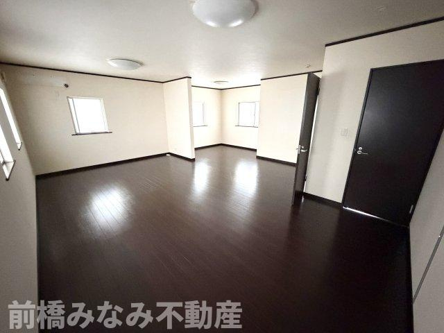 【中古】前橋市上佐鳥町　４LDK＋Sの洋室|広々とした洋室です