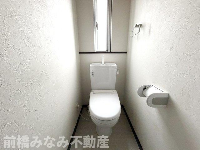 【中古】前橋市上佐鳥町　４LDK＋Sのトイレ|トイレです