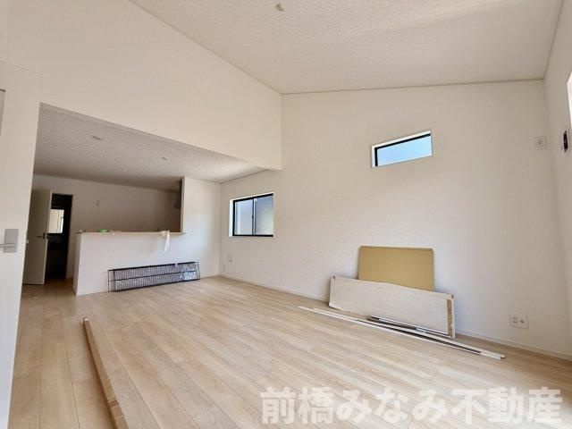 【新築平屋】高崎市吉井町下長根第３　４号棟(全４棟)　クレイドルガーデン　新築建売分譲の居間・リビング|居間です