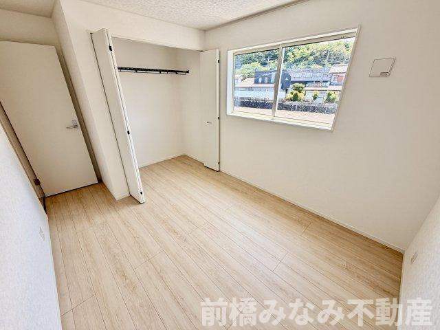 【新築】高崎市吉井町下長根第３　３号棟(全４棟)　クレイドルガーデン　新築建売分譲の洋室|洋室です