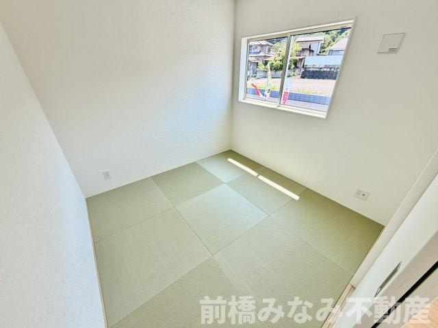 【新築】高崎市吉井町下長根第３　２号棟(全４棟)　クレイドルガーデン　新築建売分譲の和室|日本らしい落ち着いた雰囲気の和室です