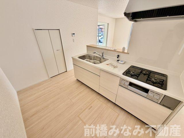 【新築】高崎市吉井町下長根第３　１号棟(全４棟)　クレイドルガーデン　新築建売分譲のキッチン|きれいなキッチンです