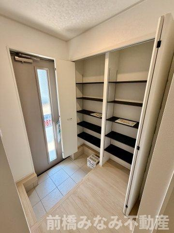 【新築】高崎市吉井町下長根第３　１号棟(全４棟)　クレイドルガーデン　新築建売分譲の玄関|毎日通る玄関はこちらです