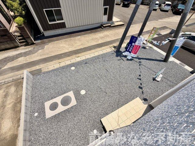 【新築】高崎市吉井町下長根第３　１号棟(全４棟)　クレイドルガーデン　新築建売分譲の駐車場|車をお持ちの方に嬉しい駐車場付きの物件です