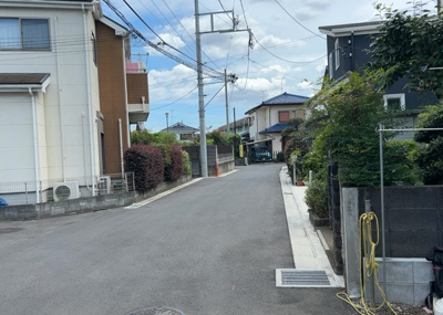 【展望】 | 三輪町新築戸建 | 眺望を気にして物件を探す場合、前面に建物が建っていないか現地で確認しましょう！前面に建物があると景色はもちろん、日当たりや風通しにも影響が出てきます。住んだ時のことを想像しながら現地見学をしましょう。