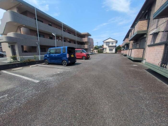 フルハウスＫ　Ｂの駐車場