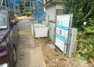 【設備】 | 廿里町新築戸建 | 敷地内には、散水栓や立水栓があります。水道水を直接利用できるため、水を運ぶ手間を省くことが出来ます。大量の水を必要とする洗車作業や清掃などに役立ちます。その他設備とあわせて、現地でご確認ください。