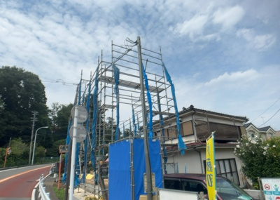 【外観】 | 廿里町新築戸建 | 現在は更地となっています。現地をご見学に行く際は、道路の幅や周辺の交通量、施設などをご確認頂くことをおすすめします！ある程度イメージをつけたいという場合は、同売主の施工事例や完成パースもお見せします。