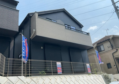 【外観】 | 西成瀬新築戸建 | ついに完成致しました！現地をご見学に行く際は、道路の幅や周辺の交通量、施設などをご確認頂くことをおすすめします！物件の流れが早いため、内見をしたい方はお早めに当社営業までお問い合わせ頂きご予約下さい！