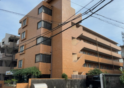 【外観】 | ダイアパレス相模原Ⅱ | 土地購入を検討されている場合、境界杭がない状態で購入してしまうと境界確定測量をする必要があり、費用がかかります。購入の前に、売主、隣土地所有者立ち合いのもと境界を確定し境界杭を設置するのがベストです。