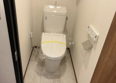 【トイレ】 | グリーンコープ南大沢 ５号棟 | トイレは大きさや形、機能、抗菌性などが異なる多種多彩なタイプが各メーカーから出ています。それぞれに良さがあるため、事前にどういったタイプのトイレがいいのかをご家庭内で決めて、内見に行くといいでしょう。