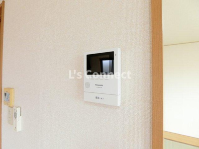 【セキュリティ】 | セジュール稲葉Ｂ | 突然の来客時もＴＶモニターホンでしっかり確認。