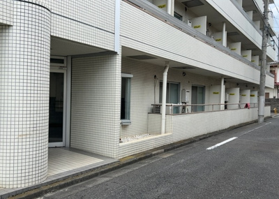 【外観】 | パレ・ドール八王子 | マンションの外観は非常に重要なポイントです！外観の善し悪しは資産価値に大きな影響を与えます。外観のいいマンションを購入することで、高値で売却がしやすく、買い手が見つかりやすいというメリットがあります。