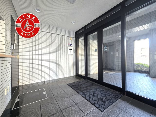 グランドムール飯倉のエントランス|ゆとりのあるエントランスです。