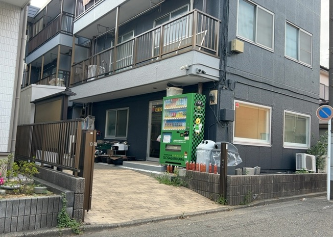 【駐輪場】 | 富士見マンション | マンションの駐輪場は、事前に空きがあるか確認を取ると安心です。せっかく入居したのに駐輪スペースがない！なんてことになったら大変ですよね。そこで、内見時や購入前にはまず事前に確認しておくと良いでしょう。