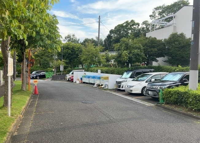 【駐輪場】 | グリーンヒル寺田９７号棟 | マンションの駐輪場は、事前に空きがあるか確認を取ると安心です。せっかく入居したのに駐輪スペースがない！なんてことになったら大変ですよね。そこで、内見時や購入前にはまず事前に確認しておくと良いでしょう。