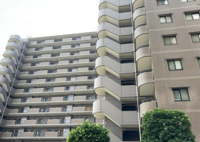 【現況写真】 | ライオンズマンション相模原さくら通り | 景色重視でお家選ぶをするとスーパーが遠い！学校が遠い！など生活をするうえで利便性で困ることもあります。まず一度現地を見学する際に、周辺の施設などがあるかを確認し、暮らし始めた後のことを想像しましょう。