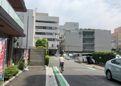 【展望】 | ライオンズマンション相模原さくら通り | 眺望を気にして物件を探す場合、前面に建物が建っていないか現地で確認しましょう！前面に建物があると景色はもちろん、日当たりや風通しにも影響が出てきます。住んだ時のことを想像しながら現地見学をしましょう。