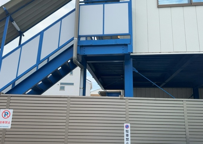 【展望】 | メゾン・ド・プレーヌ | 景色重視でお家選ぶをするとスーパーが遠い！学校が遠い！など生活をするうえで利便性で困ることもあります。まず一度現地を見学する際に、周辺の施設などがあるかを確認し、暮らし始めた後のことを想像しましょう。