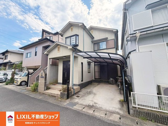 中古戸建　荒塚町２丁目の前面道路含む現地写真