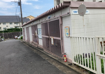 【設備】 | 東建座間ハイツ２号棟 | 共有部分は、住民なら誰もが使える設備のこと。例えば駐車場やエレベーター、インターネット設備、セキュリティ設備などがあります。他にも、マンションの廊下・外部階段やエントランス・ゴミ置き場などがあります。