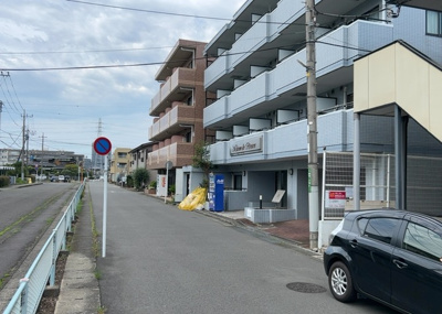 【外観】 | メゾン・ド・ビザール | マンションの外観は非常に重要なポイントです！外観の善し悪しは資産価値に大きな影響を与えます。外観のいいマンションを購入することで、高値で売却がしやすく、買い手が見つかりやすいというメリットがあります。