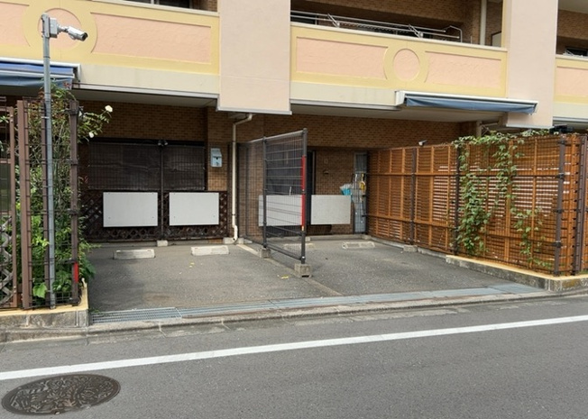 【駐輪場】 | グランシティワンダーマークス | マンションの駐輪場は、事前に空きがあるか確認を取ると安心です。せっかく入居したのに駐輪スペースがない！なんてことになったら大変ですよね。そこで、内見時や購入前にはまず事前に確認しておくと良いでしょう。