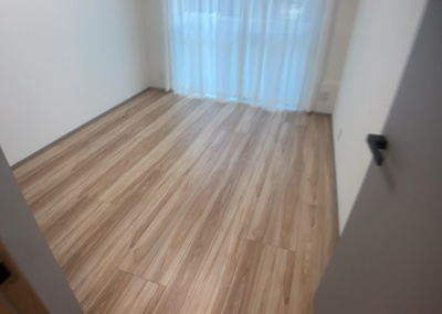 【洋室】 | ハイネス南林間 | 洋室のメリットは重い家具が置きやすく、身の回りが整理しやすいことです。 床がフローリングのため畳とは異なり凹みにくいです。 クローゼットなど収納が豊富で、普段使わない旅行カバンや服の整頓も簡単にです。