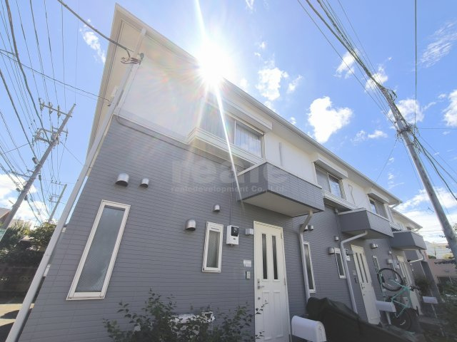 三鷹市下連雀３丁目のテラス