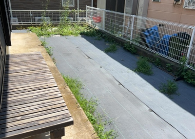 【庭】 | 木曽西中古戸建 | 庭があることでガーデニングや家庭菜園はもちろん、こどもの遊び場やペットを放して遊ぶことができます。また、家の周囲に余裕があるということです。隣地との間があれば、十分な日当たりと、風通しが確保できます。