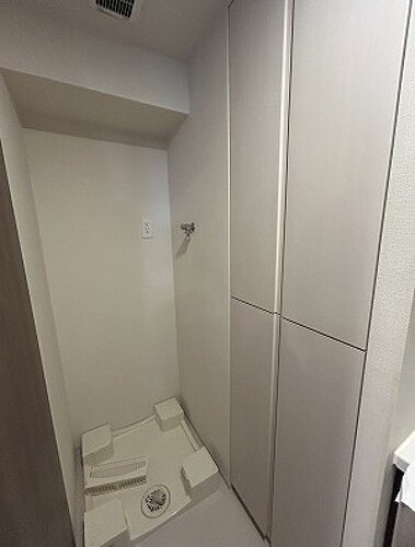 オープンレジデンシア大須門前町の設備|室内洗濯機置場　※2026年7月の写真　内装前