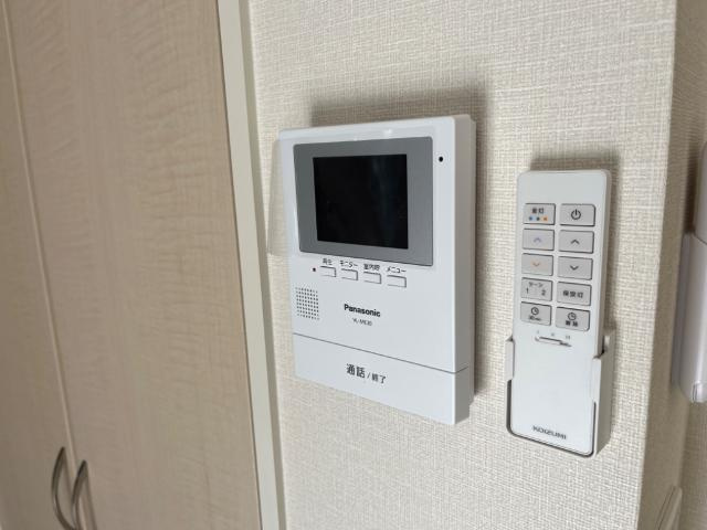 グランディール南川の内装|カメラ付インターホン