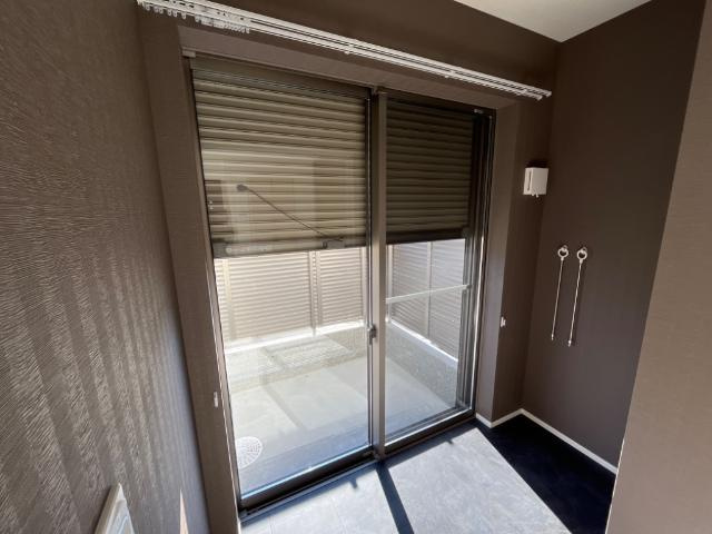 グランディール南川の内装|雨戸シャッター