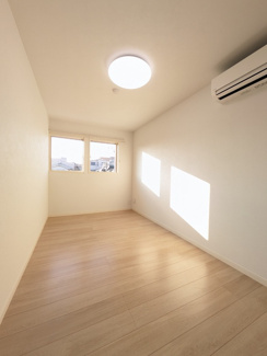 建築中の写真となります。
