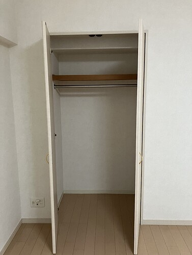 グランシティ上用賀の収納|クロゼット　洋室約7.2畳　※前回募集時2025年3月の写真