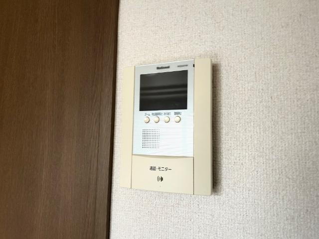 ソレイユ御幸の内装|カメラ付インターホン
