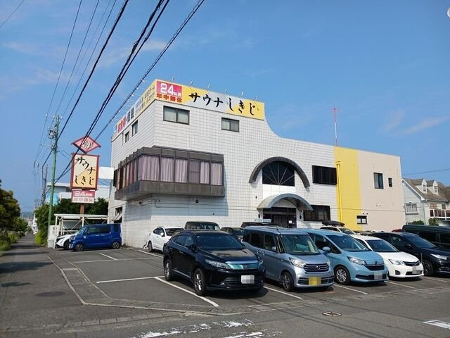 セレーノ・Ｍの周辺|サウナしきじまで750m