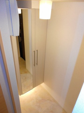 セレーノ・Ｍの玄関
