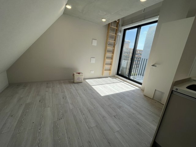 RITS SEKIMACHIの居間・リビング