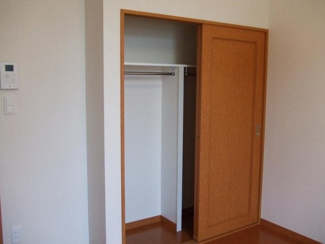 レオパレスエムスの内装