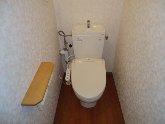 プロムナードⅠのトイレ|シャワー付トイレ