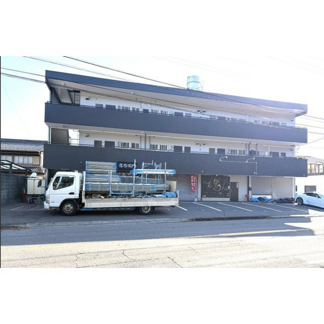 岐阜市北一色９丁目のアパート