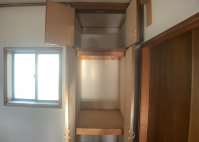 【収納】 | 南大谷中古戸建 | 家族構成や住宅環境によって収納の仕方は十人十色！キッチン、リビング、玄関、寝室など、部屋ごとのいろんな収納を使って自慢のお家にしませんか？物件をご内見する際は、収納の場所や数は事前チェックしましょう！