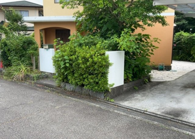 【庭】 | 宮の里中古戸建 | 庭があることでガーデニングや家庭菜園はもちろん、こどもの遊び場やペットを放して遊ぶことができます。また、家の周囲に余裕があるということです。隣地との間があれば、十分な日当たりと、風通しが確保できます。