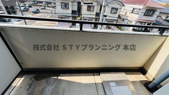 仲介手数料0円！クレスト牧の里のバルコニー