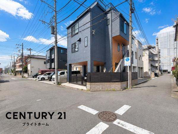 川崎市川崎区中島２丁目の中古一戸建の前面道路含む現地写真|前面道路が広いので、安心して駐車可能です！
是非現地へお越しください。